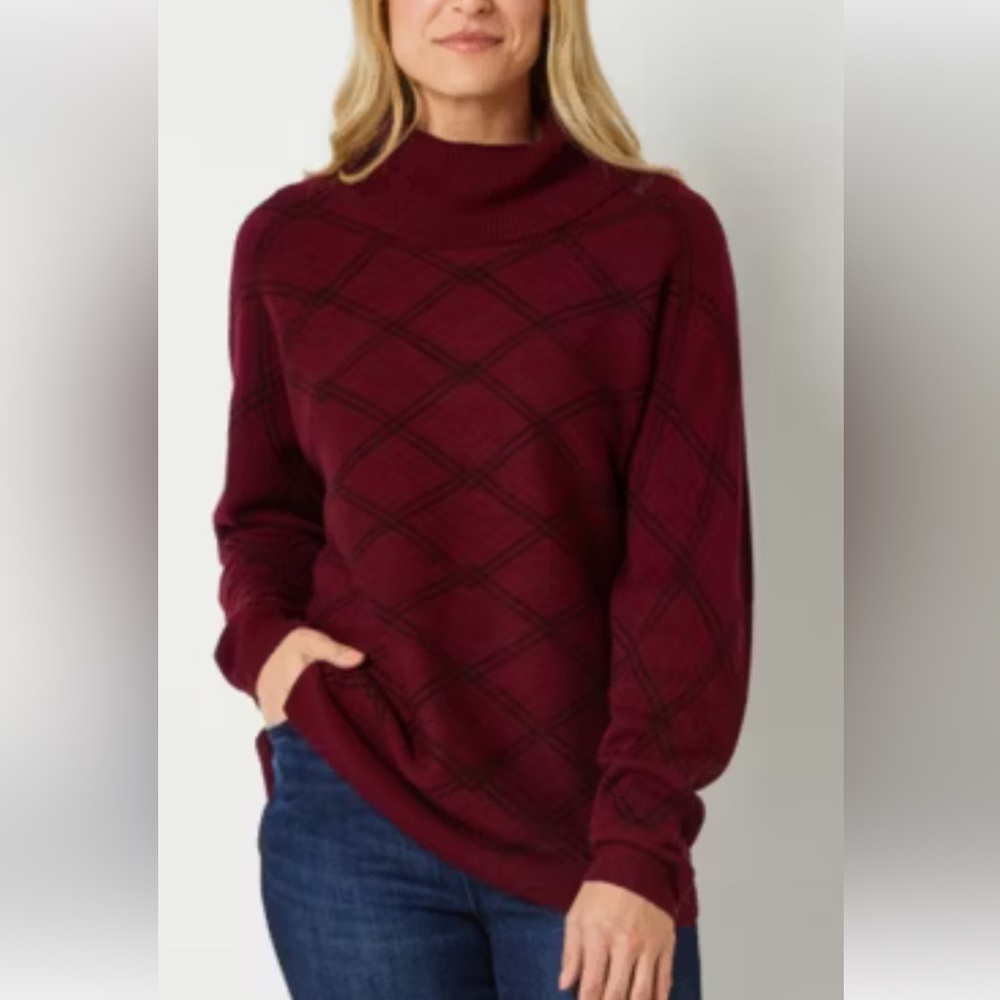 100% Lam wool Turtle neck Ruby Sweater with Diamond Pattern unisex